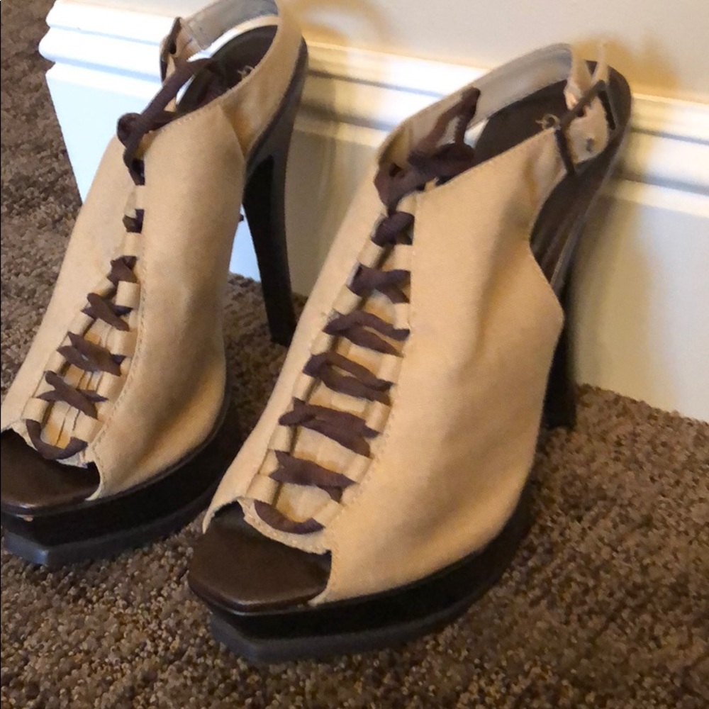 Qupid Shoes